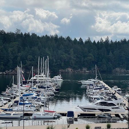 The Waterfront Suites And Marina Нанаймо Екстер'єр фото